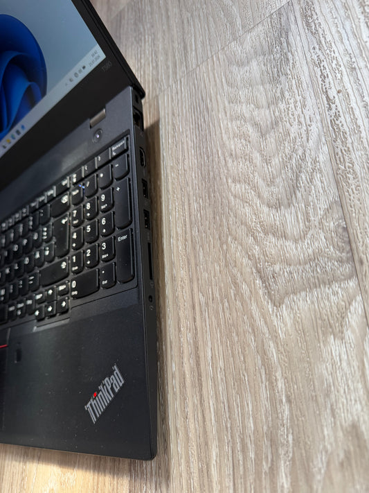 Lenovo Thinkpad T580- Intel i5-8250U FULL HD - 16/32 GB RAM - 256GB SSD - Windows 11