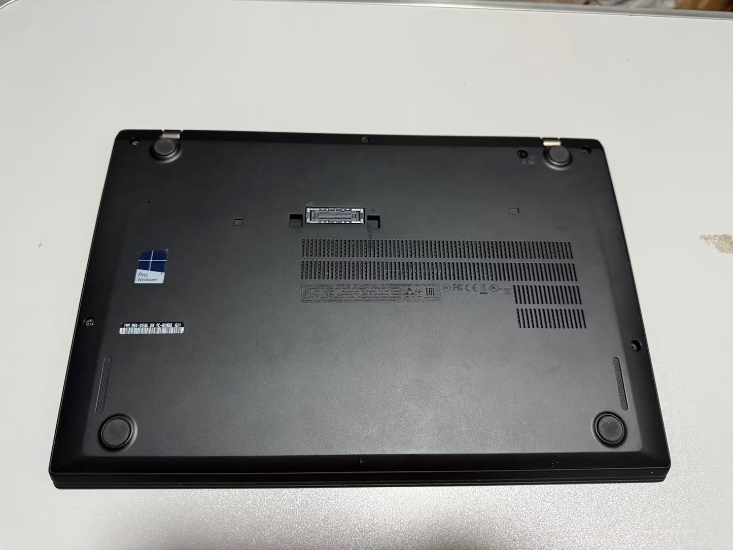 Lenovo Thinkpad T460 s , 14“ zoll, i7-6600U, 250 gb ssd, 12 GB RAM DDR-4, WIN 10