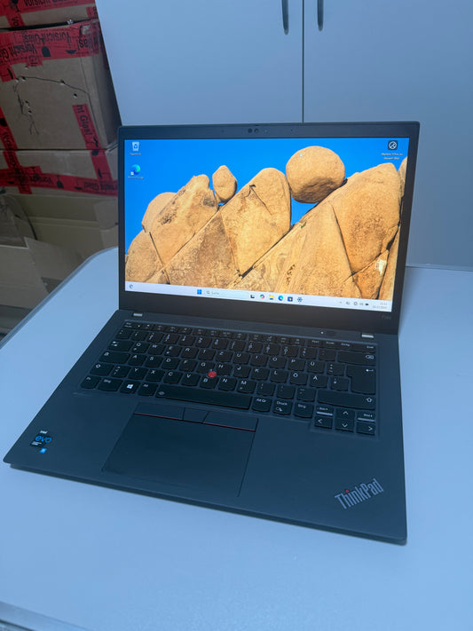 Lenovo ThinkPad T14s Gen 2 | i5-1135G7|  8GB RAM | 256GB | WIN 11 Pro