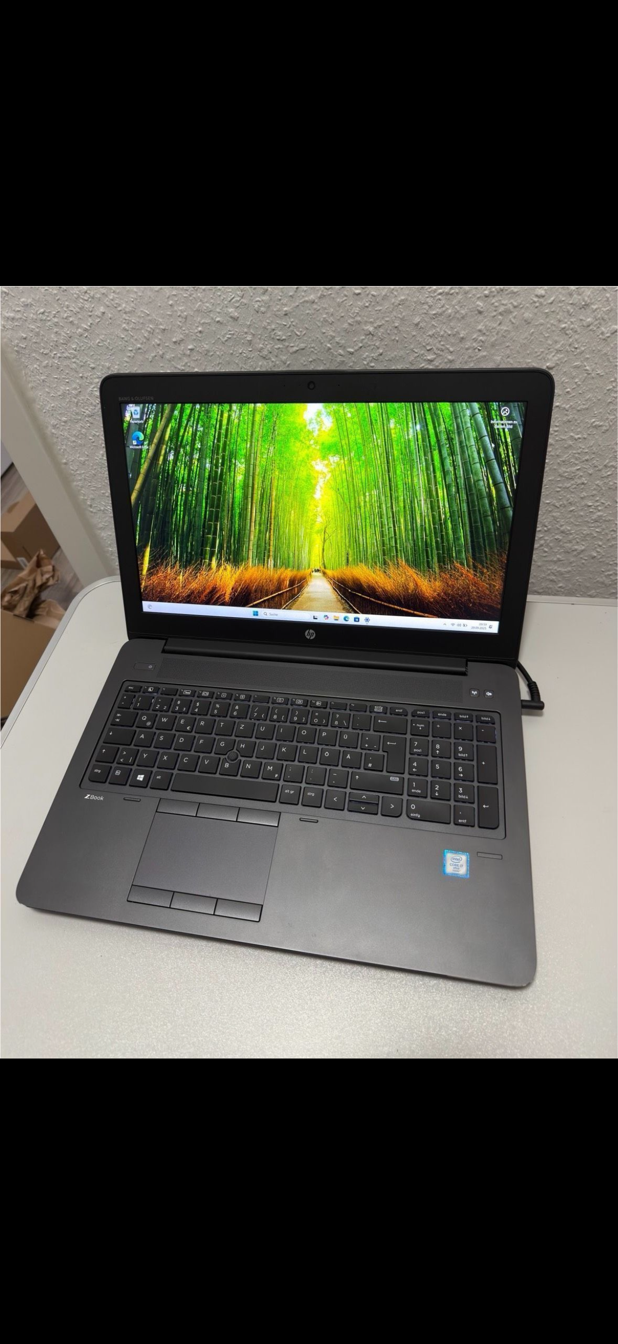 HP Zbook 15 G3 |15,6“ zoll  Full HD |Laptop Intel  i7-6820HQ | 32 GB RAM | NVIDIA  Quadro M1000M | Windows 11 Pro
