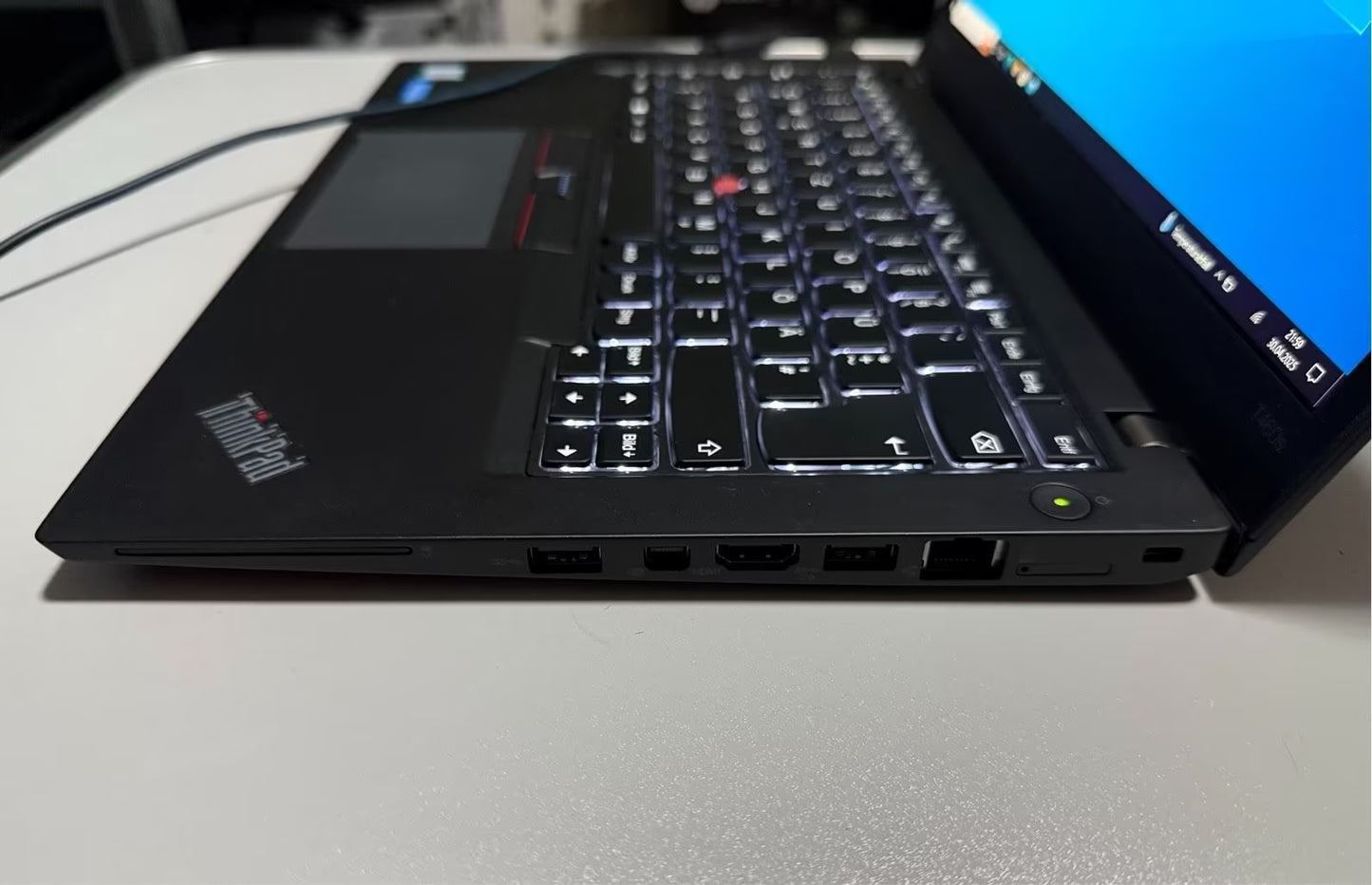 Lenovo Thinkpad T460 s , 14“ zoll, i7-6600U, 250 gb ssd, 12 GB RAM DDR-4, WIN 10